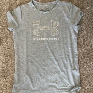 Under armor dry fit tee